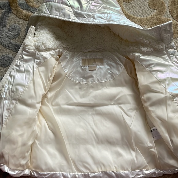 Michael Kors Girls 3t coat - Picture 4 of 4